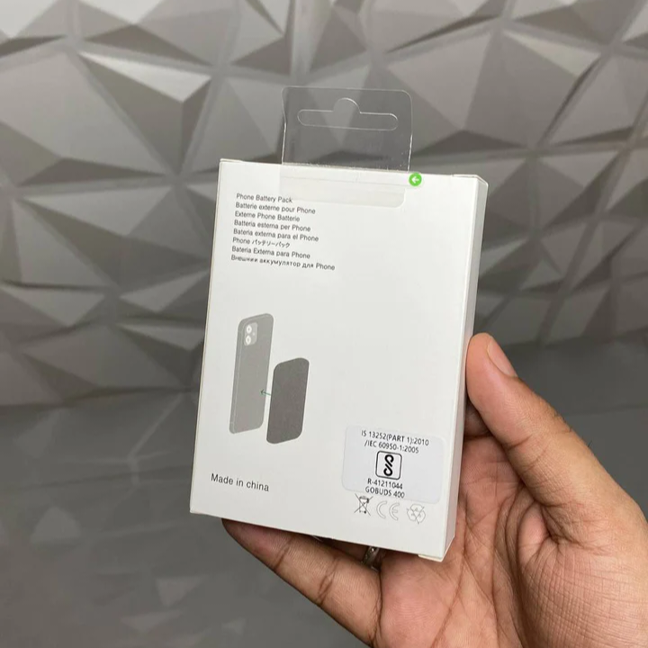 MagSafe Wireless Powerbank - 5000mAh Battery Capacity | 7 Days Replacement Policy | Cash on Delivery (COD)